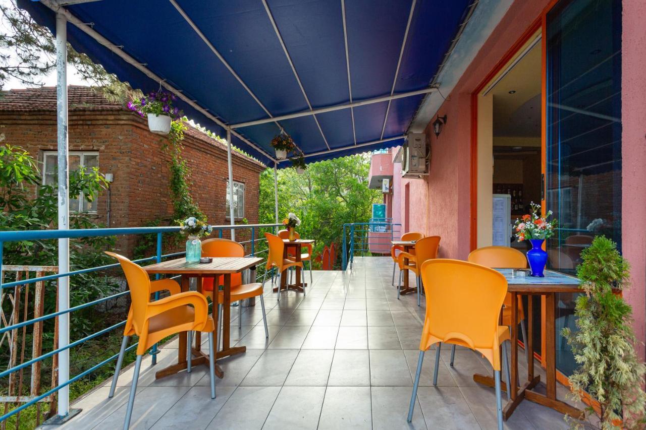 Family Hotel Jemelly Obzor Exterior photo