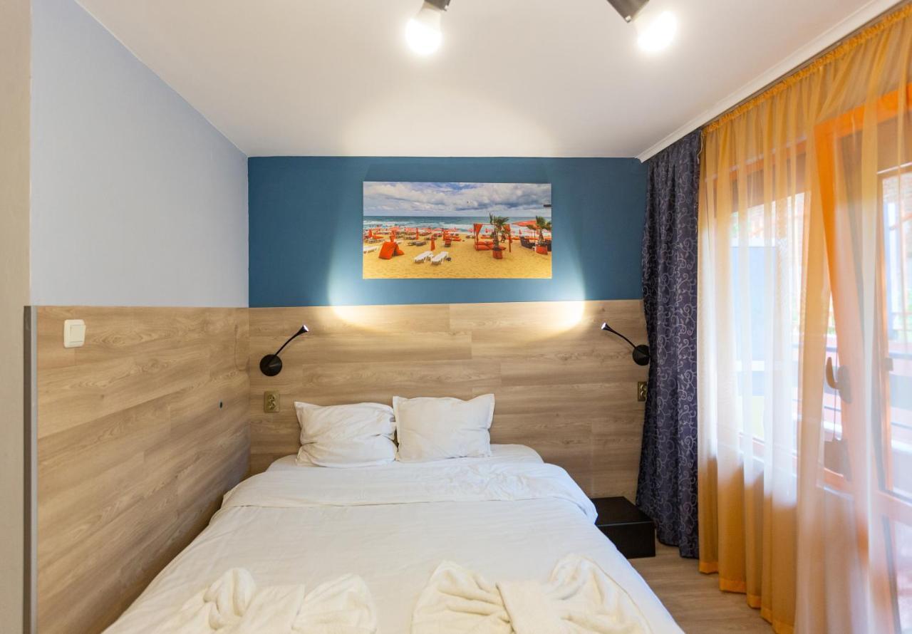 Family Hotel Jemelly Obzor Exterior photo